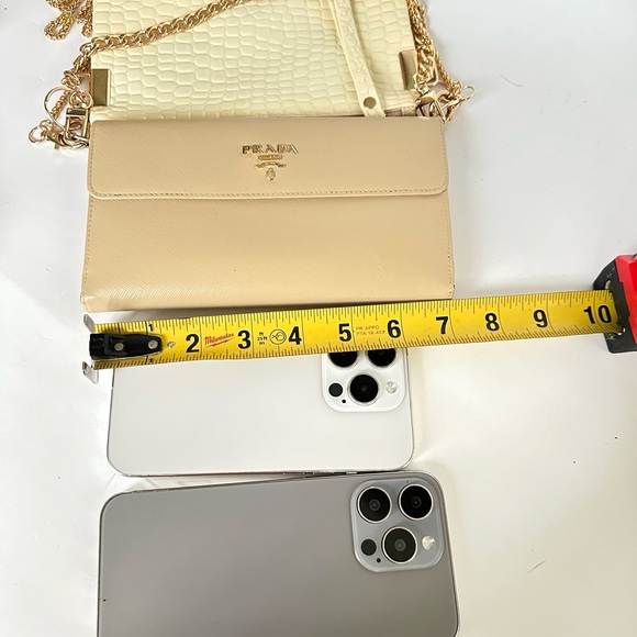 💯 PRADA Logo Beige Flap Saffiano Leather Wallet of Chain w/ auth cert - Picture 11 of 14